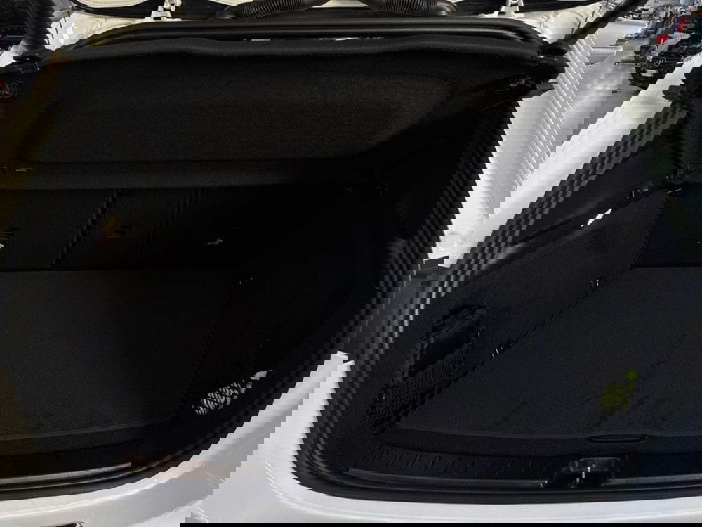 Mercedes-Benz GLA SUV nuova a Rimini (7)