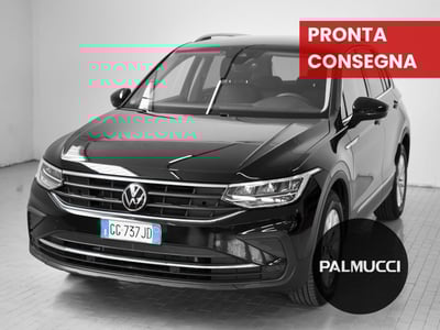 Volkswagen Tiguan 2.0 TDI 150 CV SCR DSG 4MOTION Life del 2021 usata a Prato