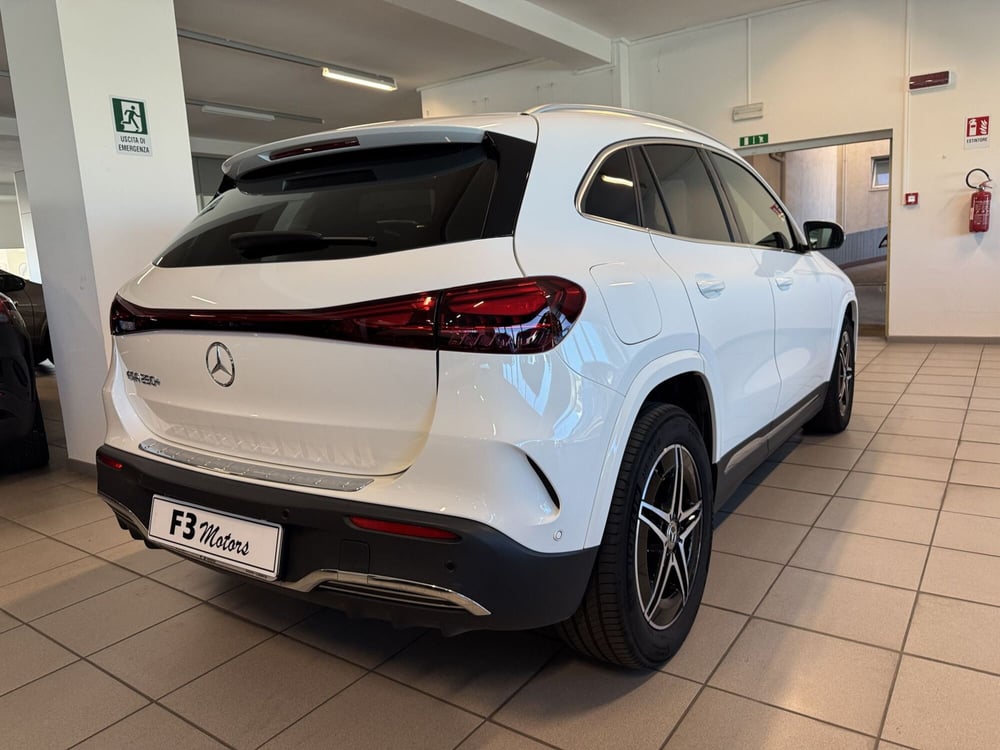 Mercedes-Benz EQA usata a Messina (3)