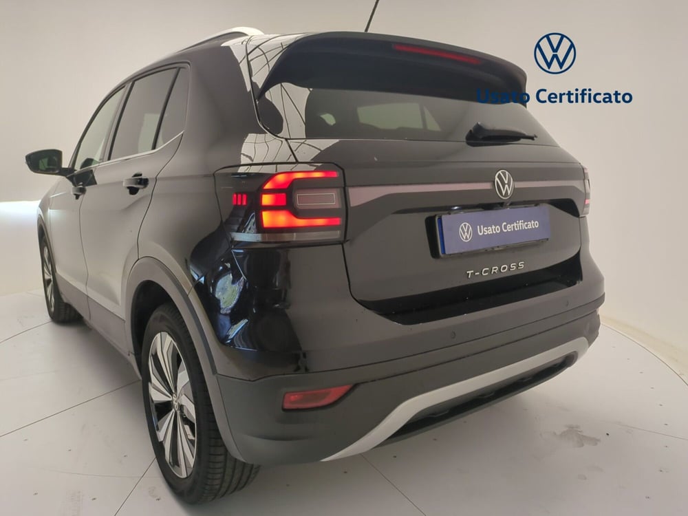 Volkswagen T-Cross usata a Avellino (11)