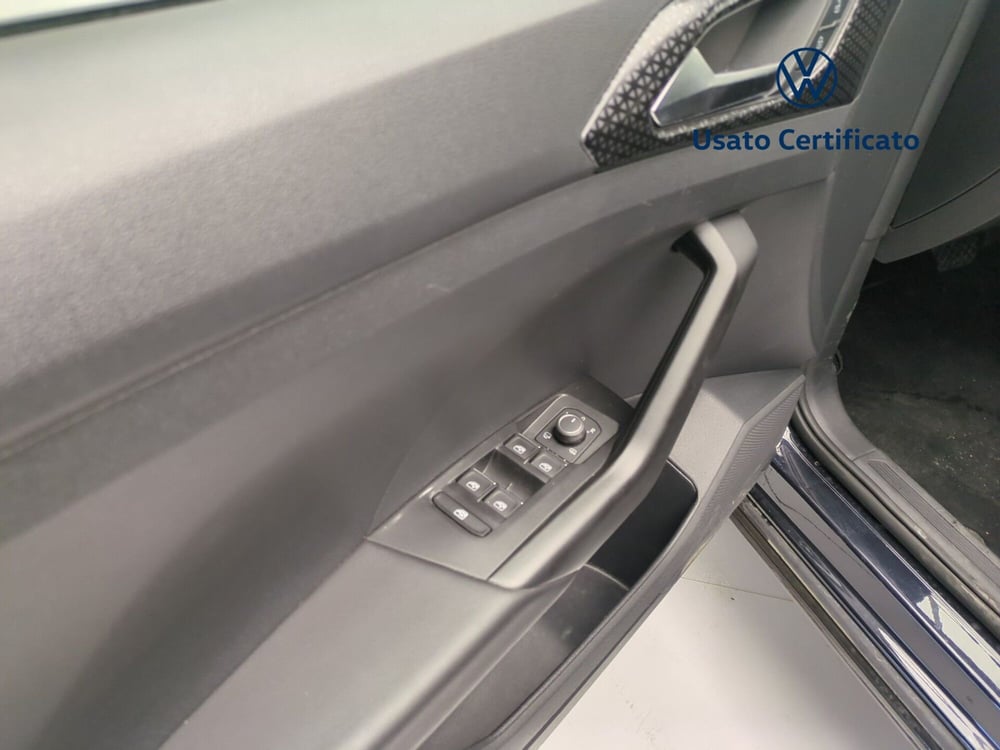 Volkswagen T-Cross usata a Avellino (16)