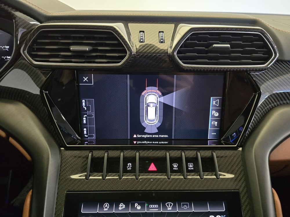 Lamborghini Urus usata a Bologna (13)