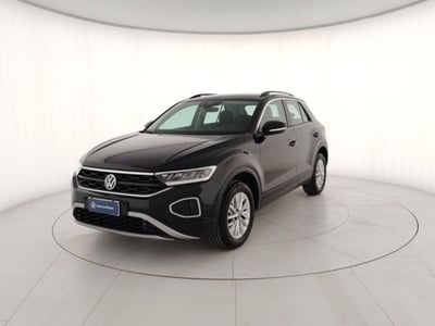 Volkswagen T-Roc 2.0 tdi Life 150cv dsg del 2024 usata a Massa