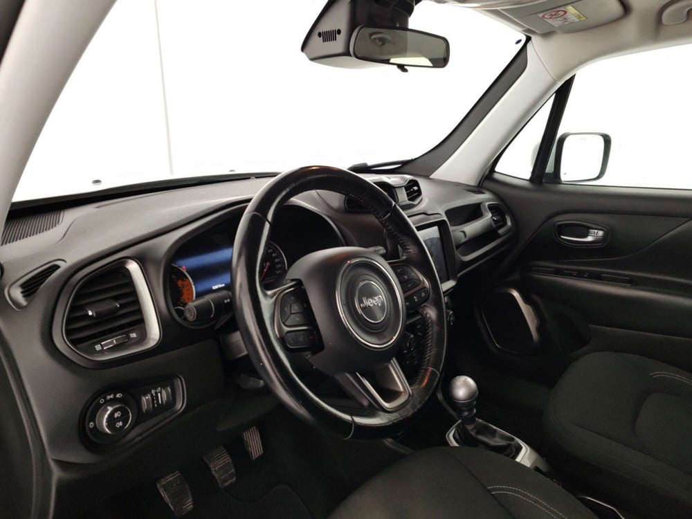 Jeep Renegade usata a Massa-Carrara (8)