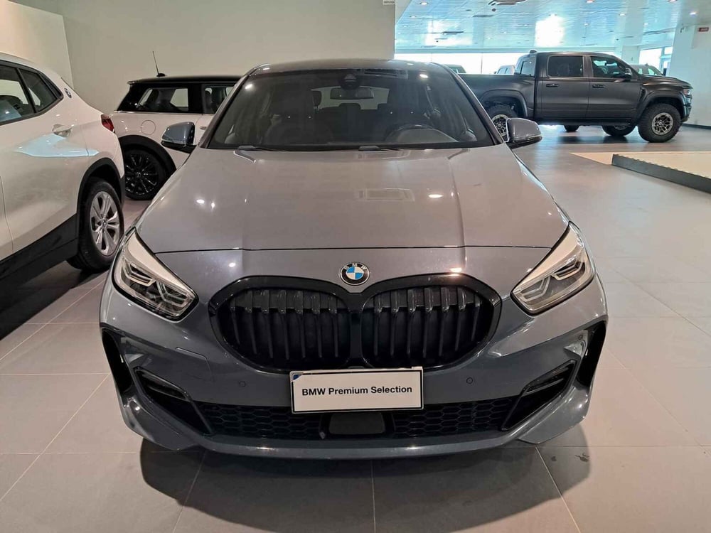 BMW Serie 1 usata a Asti (3)