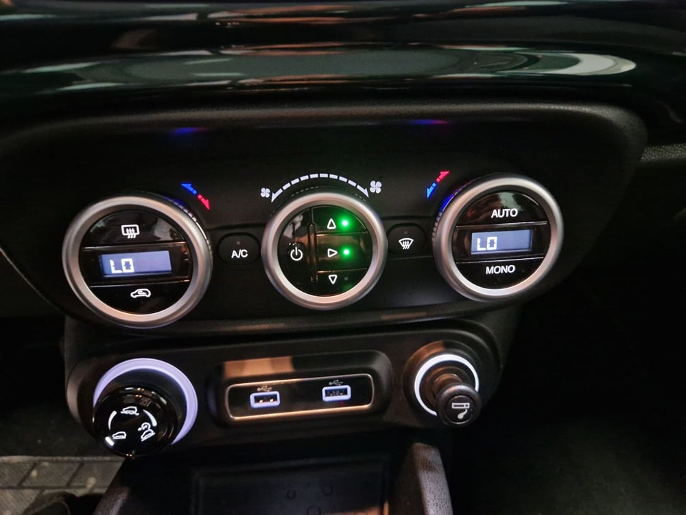 Fiat 500L usata a Varese (12)