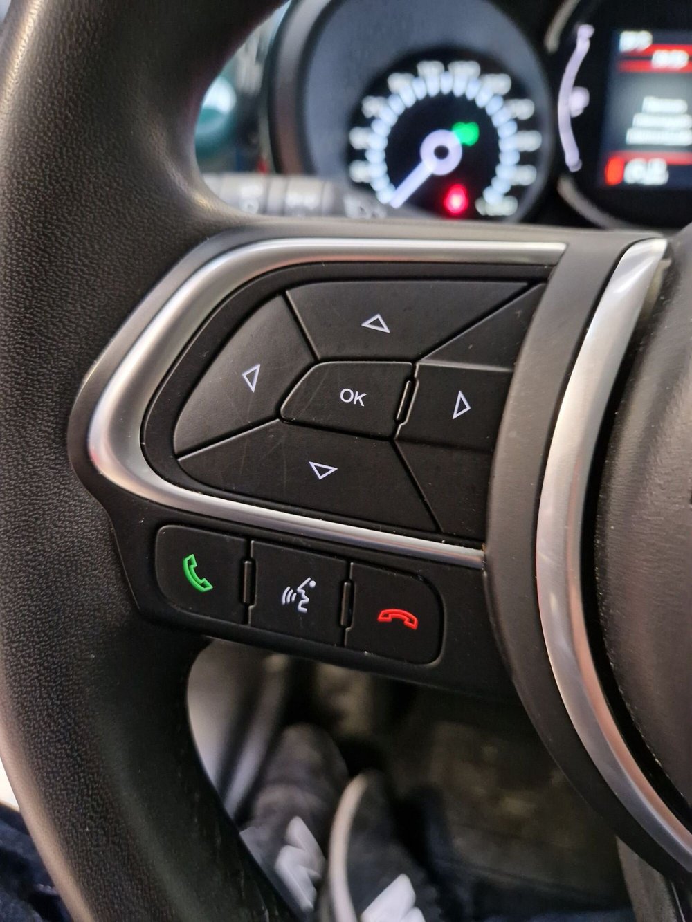 Fiat 500L usata a Varese (16)