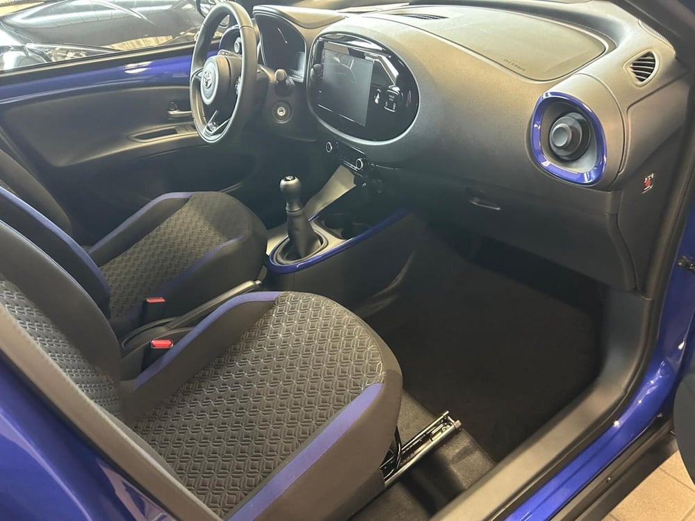 Toyota Aygo X nuova a Bergamo (4)