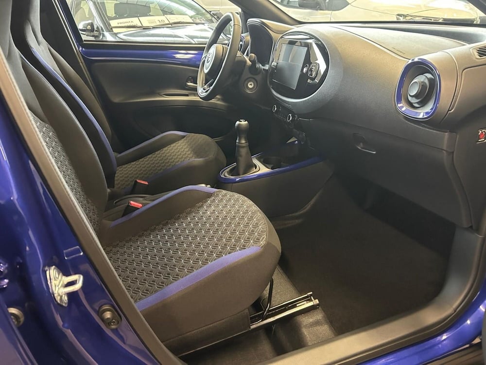 Toyota Aygo X nuova a Bergamo (5)