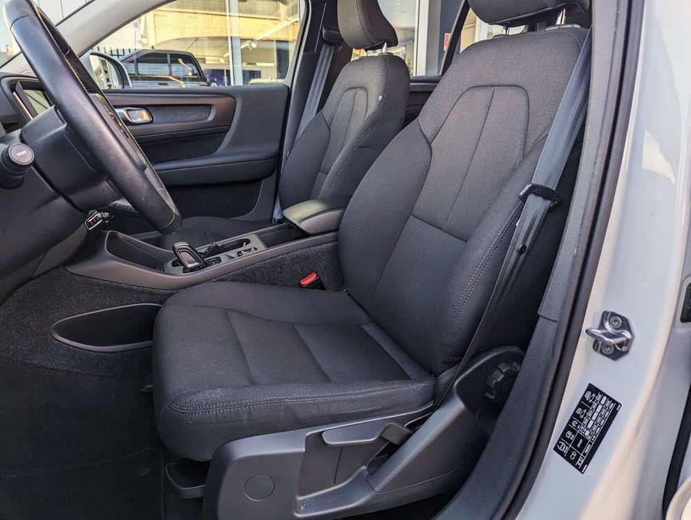 Volvo XC40 usata a Pescara (9)