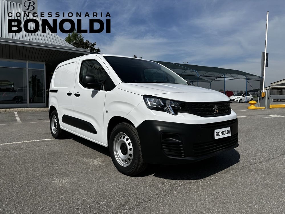 Peugeot e-Partner Furgone nuova a Brescia (9)