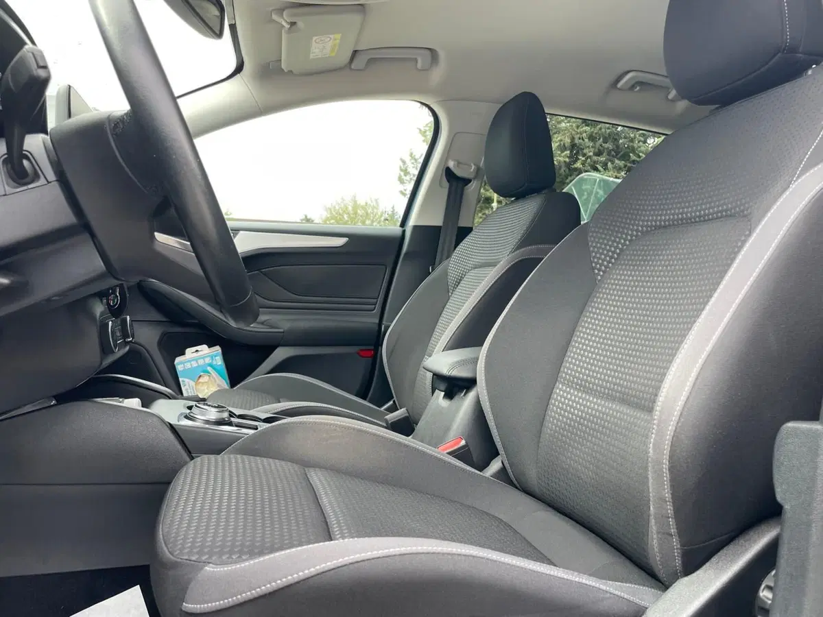 Ford Focus usata a Ancona (11)