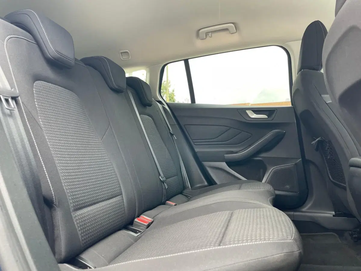 Ford Focus usata a Ancona (19)