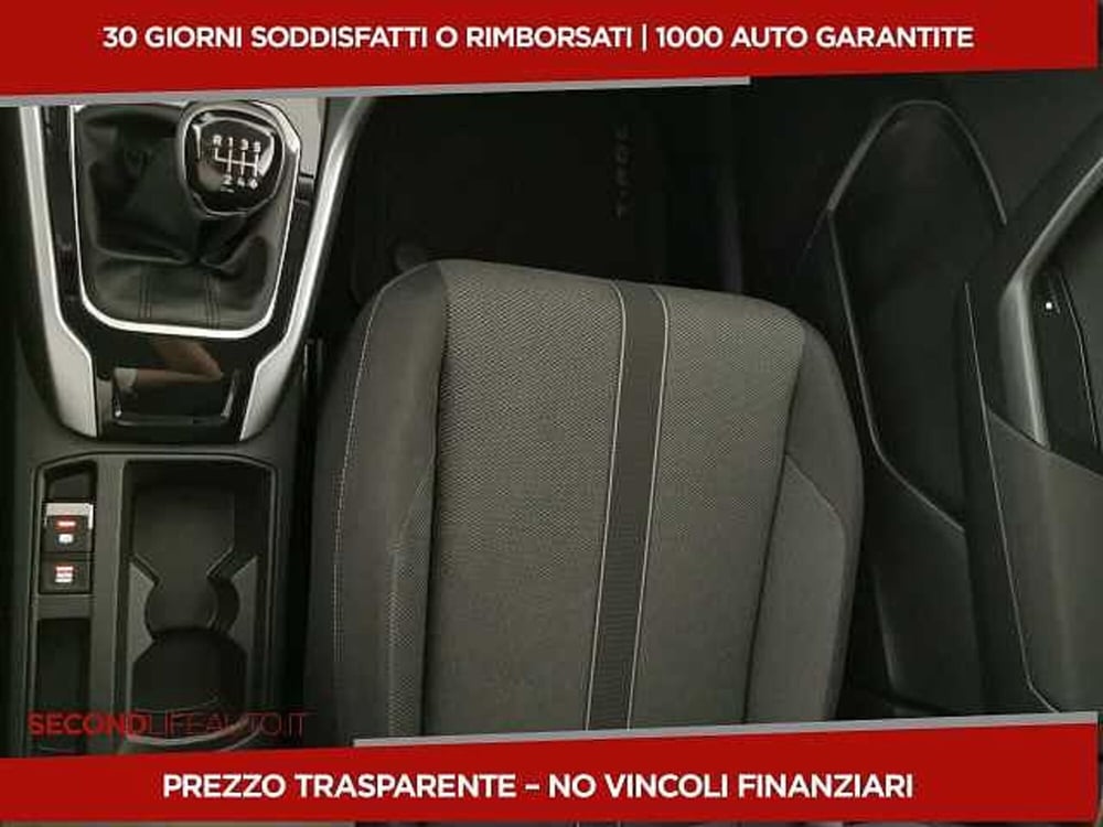 Volkswagen T-Roc usata a Chieti (18)