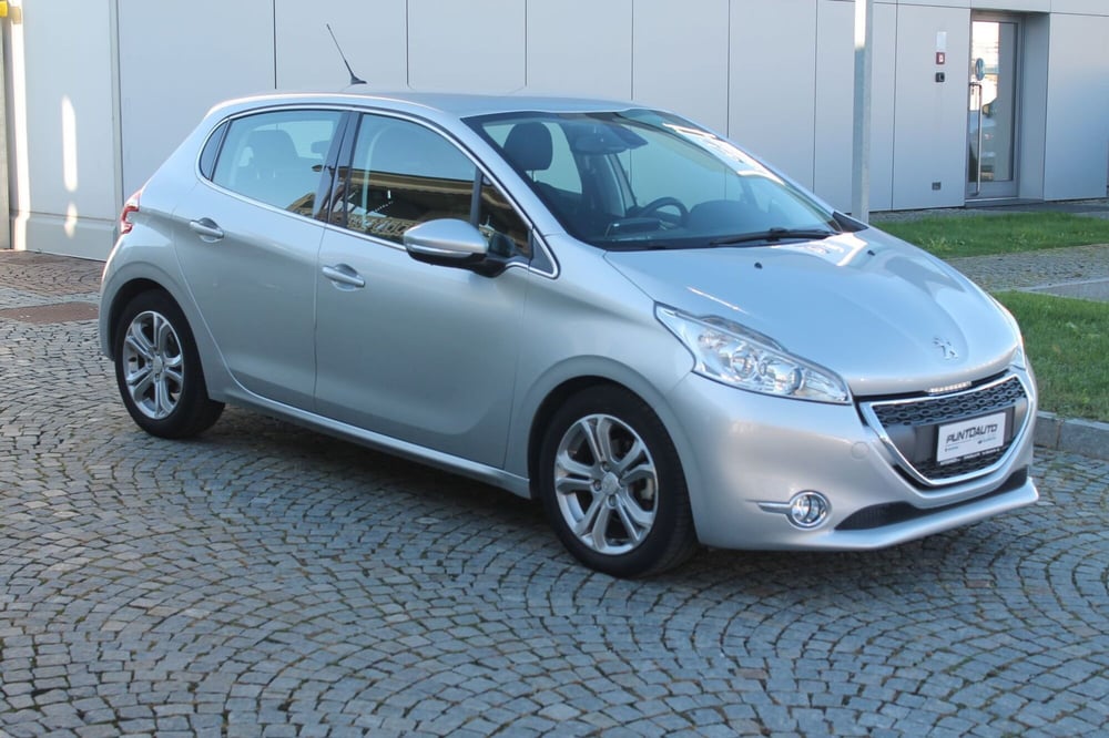 Peugeot 208 usata a Cuneo (3)