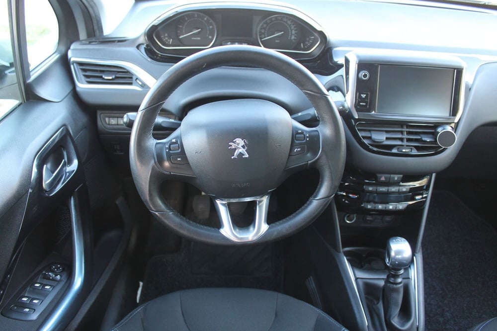 Peugeot 208 usata a Cuneo (7)