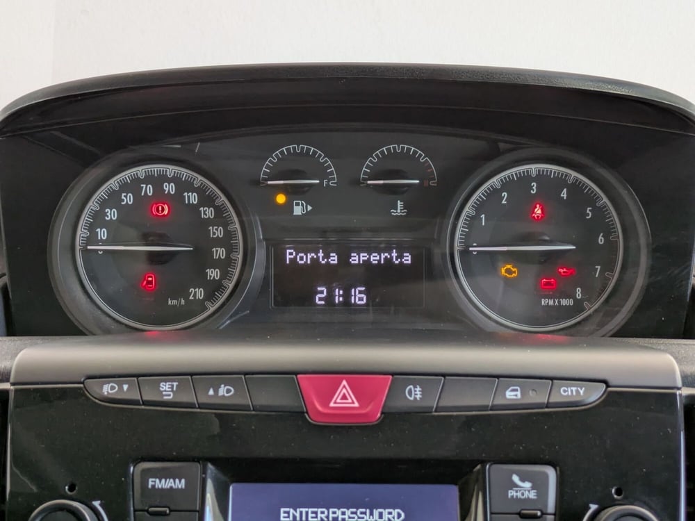 Lancia Ypsilon usata a Agrigento (10)