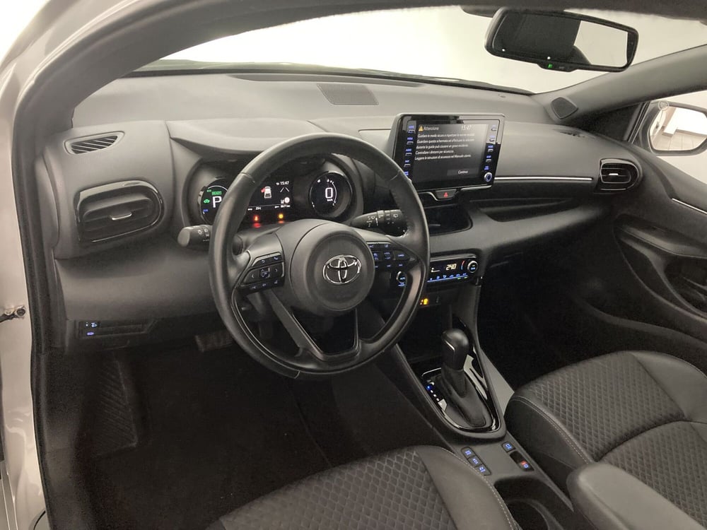 Toyota Yaris usata a Barletta-Andria-Trani (10)