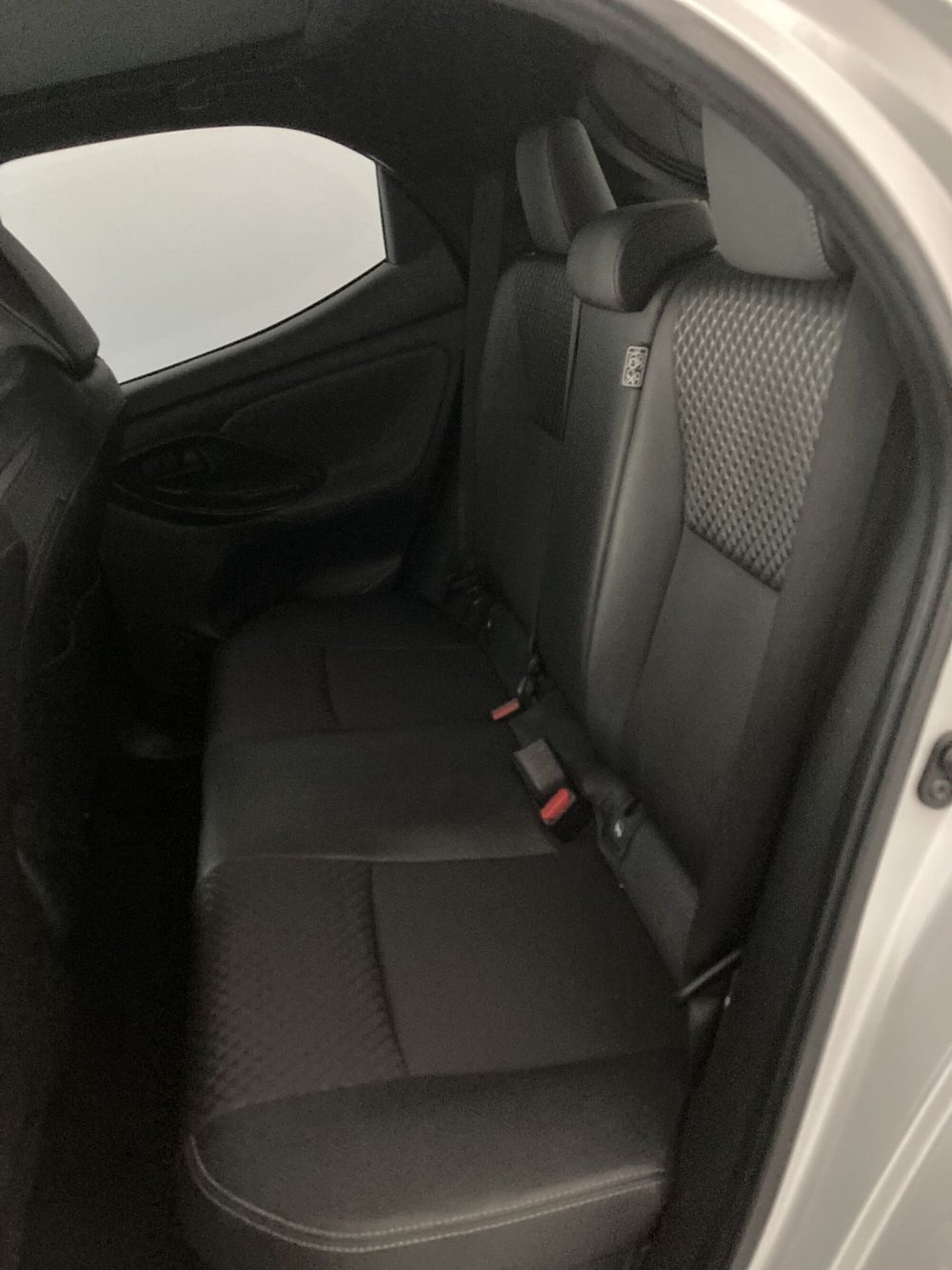 Toyota Yaris usata a Barletta-Andria-Trani (8)