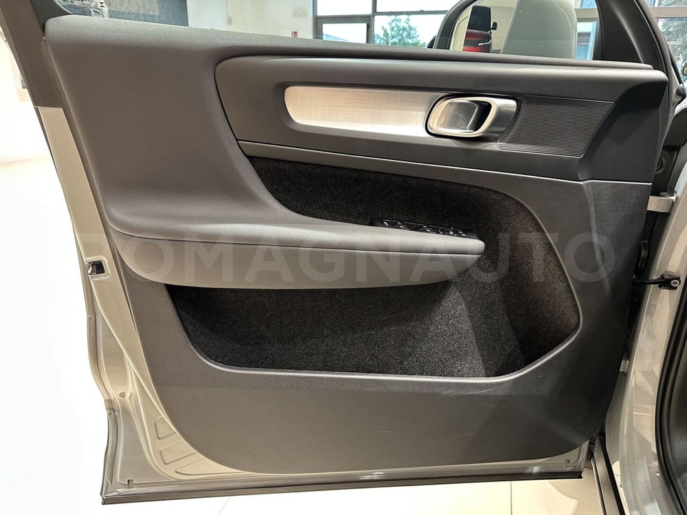 Volvo XC40 usata a Forlì-Cesena (12)