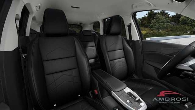 BMW iX1 usata a Perugia (12)