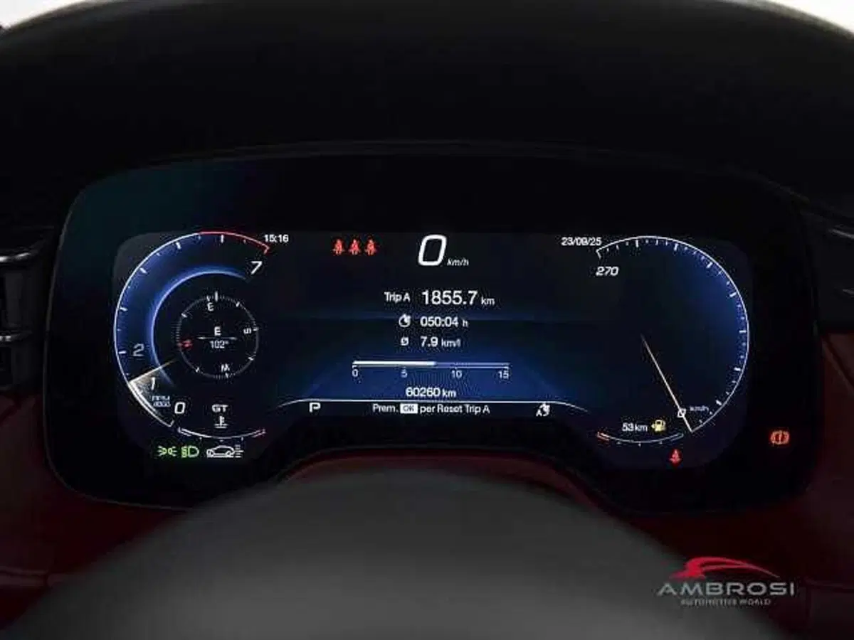 Maserati Grecale usata a Viterbo (13)