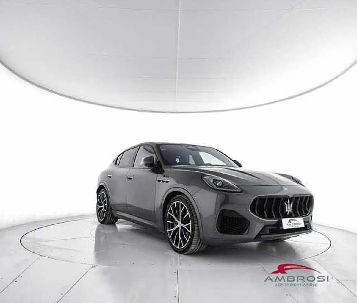 Maserati Grecale usata a Viterbo (2)