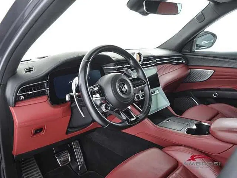 Maserati Grecale usata a Viterbo (8)