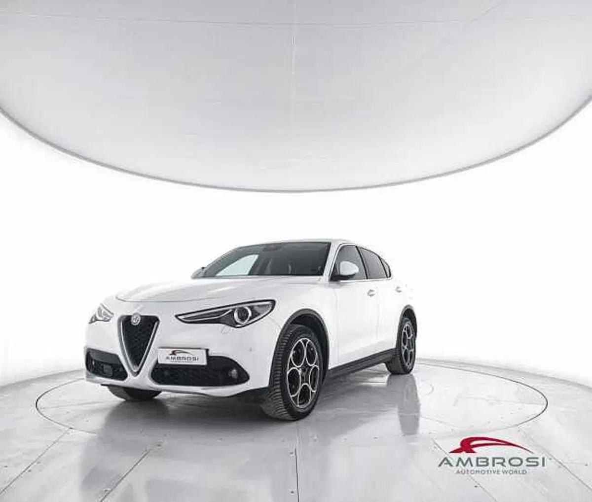 Alfa Romeo Stelvio usata a Viterbo