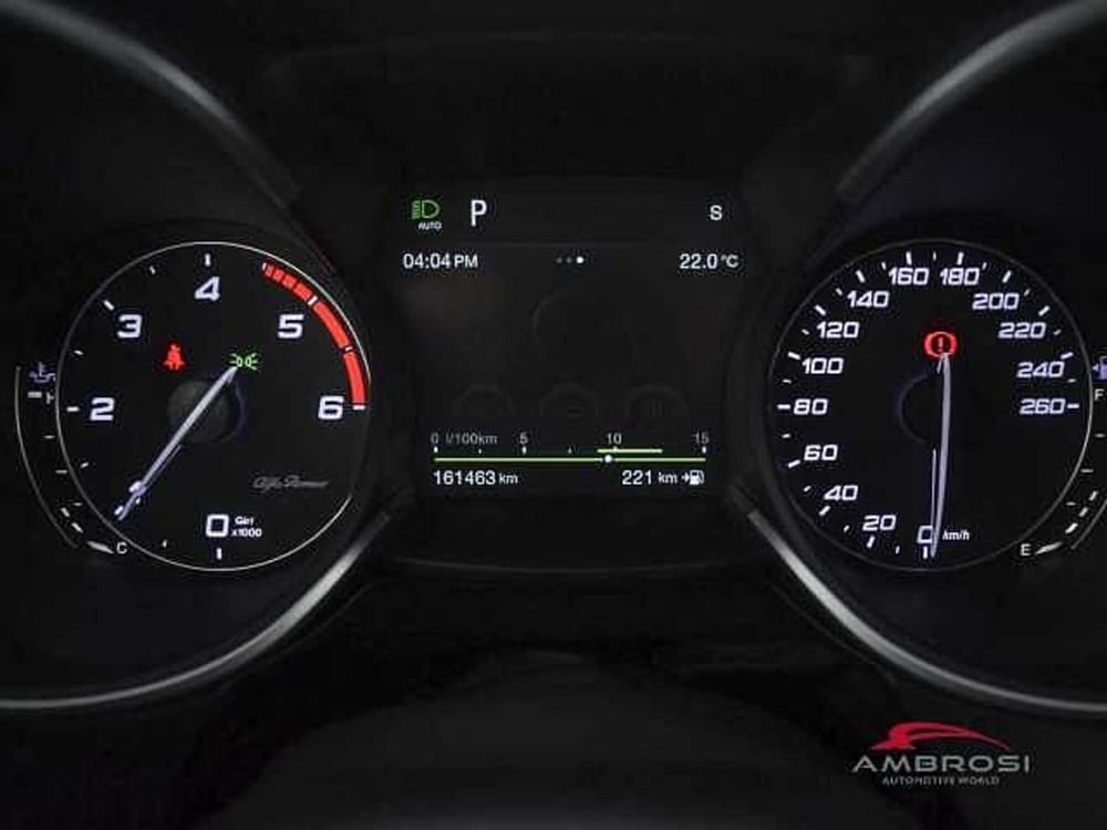 Alfa Romeo Stelvio usata a Viterbo (13)