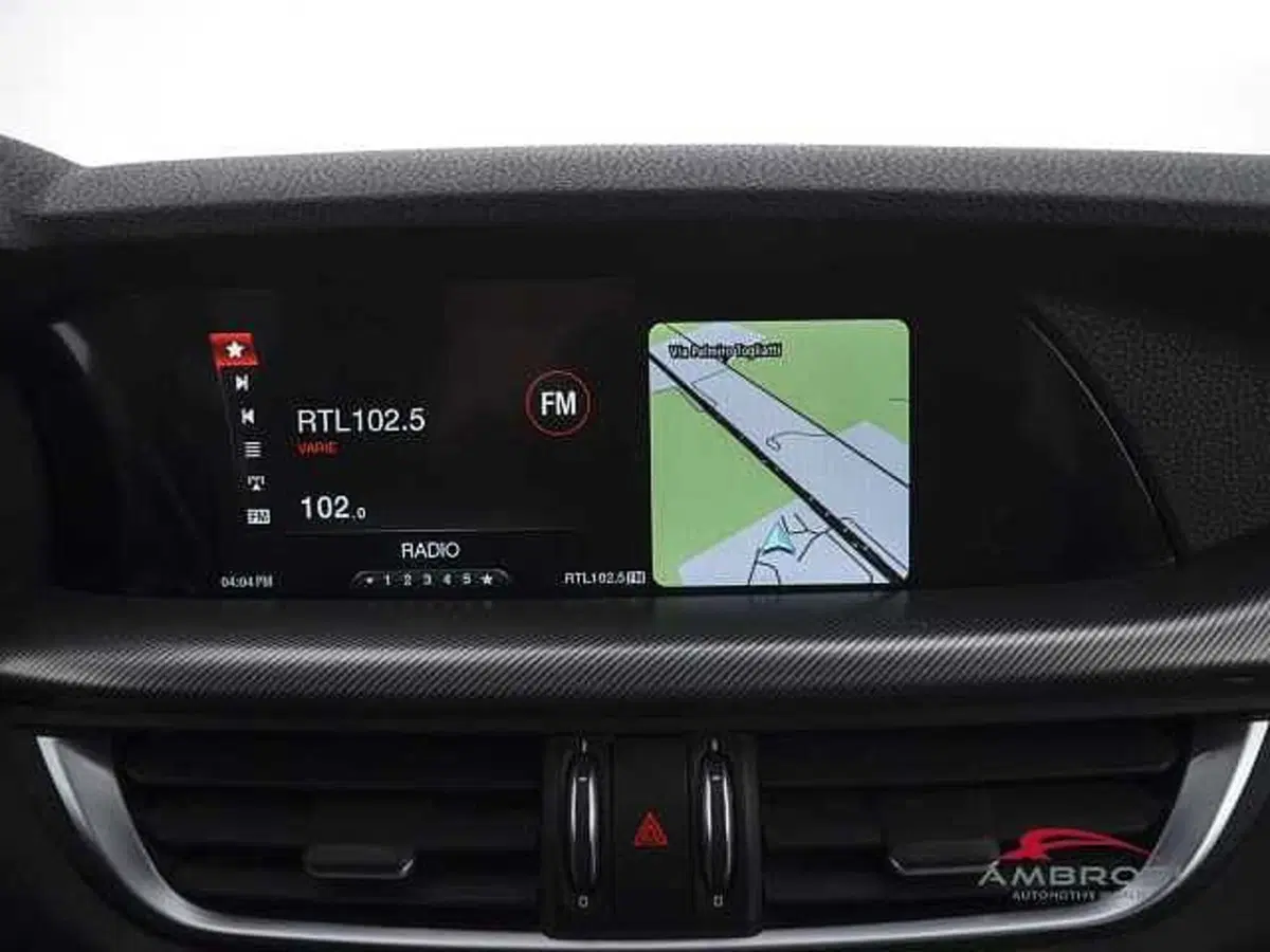 Alfa Romeo Stelvio usata a Viterbo (14)
