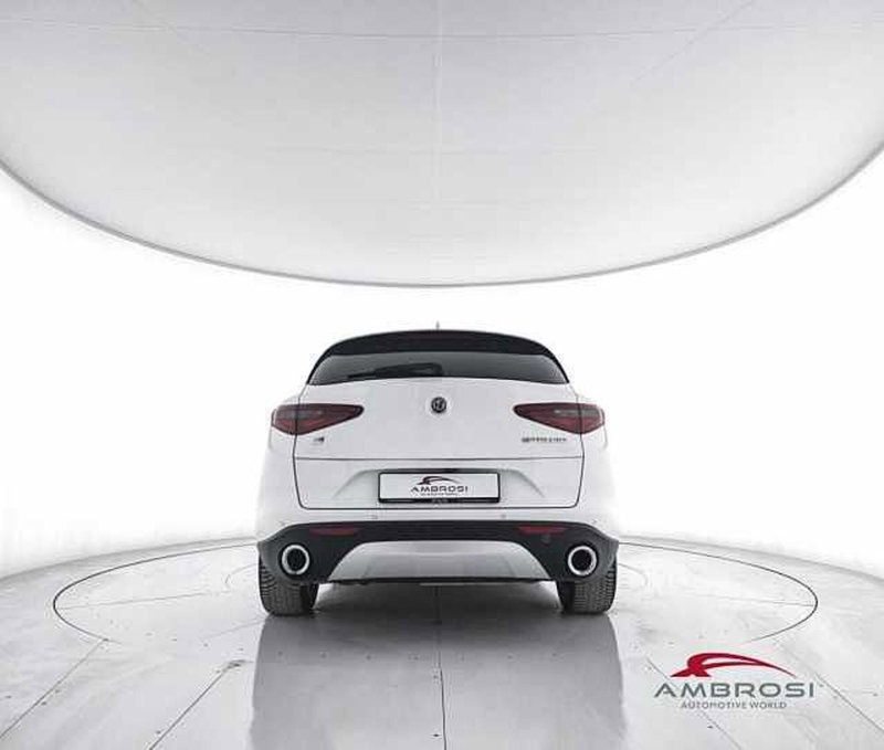 Alfa Romeo Stelvio usata a Viterbo (6)