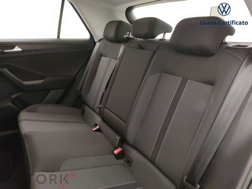 Volkswagen T-Roc usata a Varese (11)