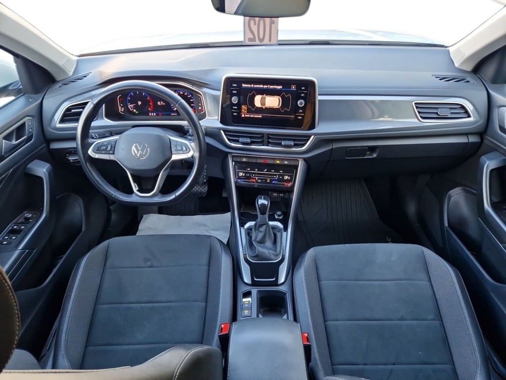 Volkswagen T-Roc usata a Siena (13)