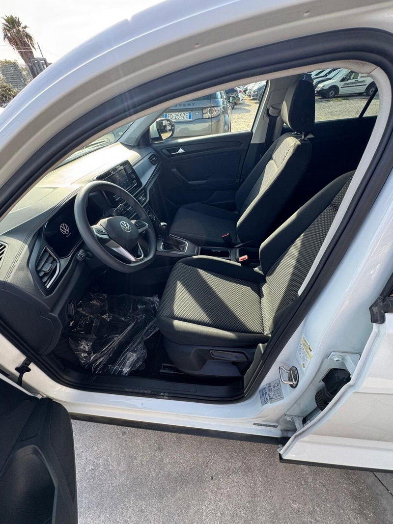 Volkswagen T-Roc usata a Caserta (12)