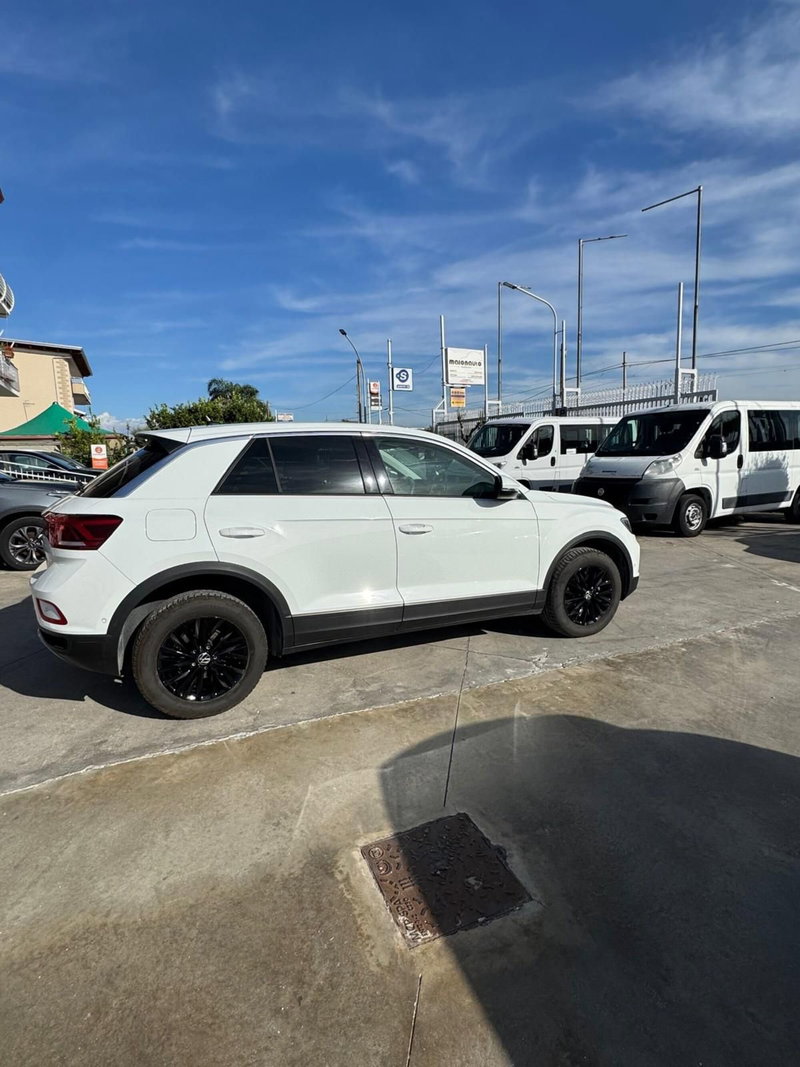 Volkswagen T-Roc usata a Caserta (7)