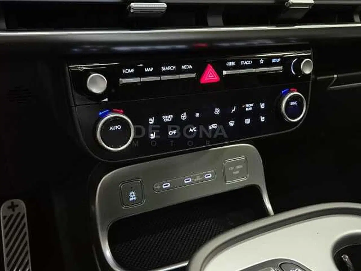 Hyundai Ioniq 9 nuova a Vicenza (16)