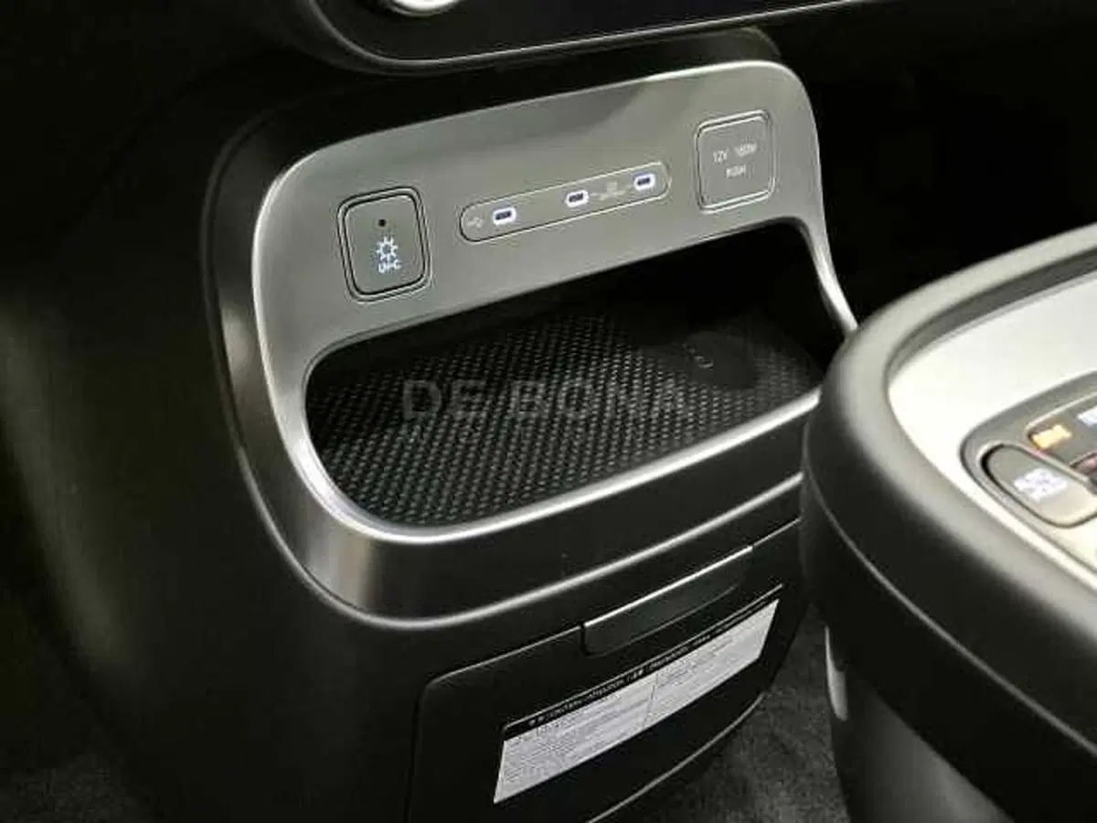 Hyundai Ioniq 9 nuova a Vicenza (18)