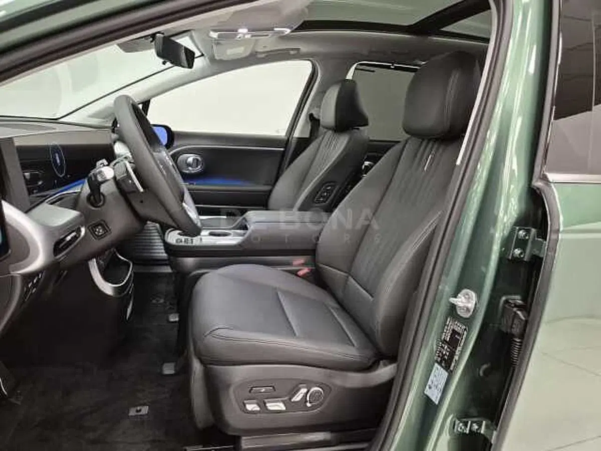 Hyundai Ioniq 9 nuova a Vicenza (6)