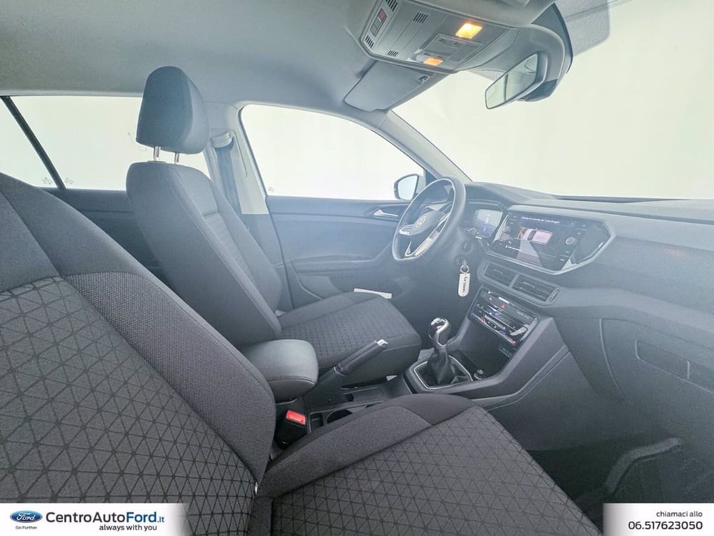 Volkswagen T-Cross usata a Roma (6)