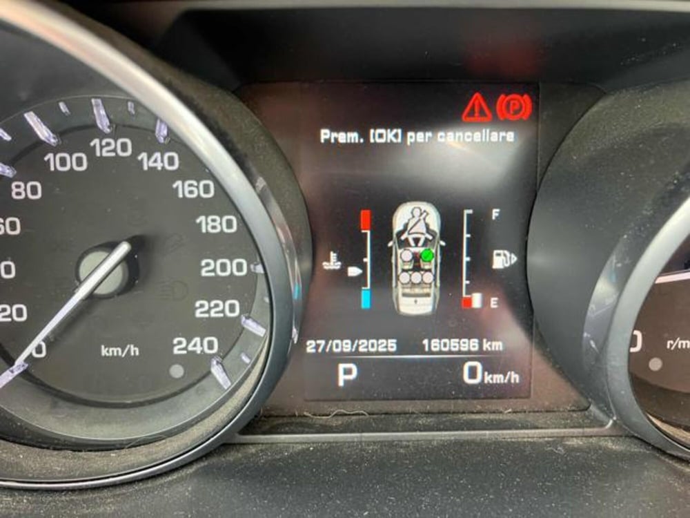 Land Rover Discovery Sport usata a Lucca (6)