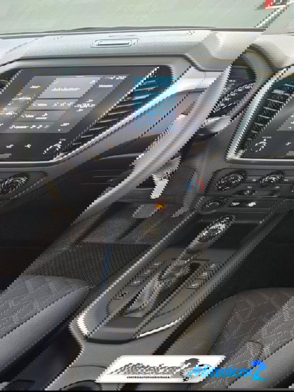 Isuzu D-Max Pick-up nuova a Udine (11)