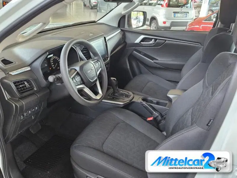 Isuzu D-Max Pick-up nuova a Udine (13)