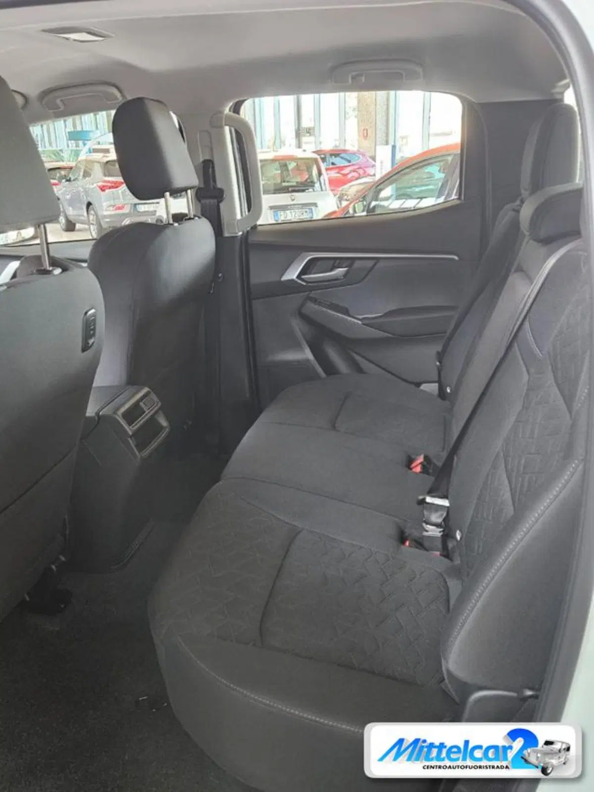 Isuzu D-Max Pick-up nuova a Udine (14)