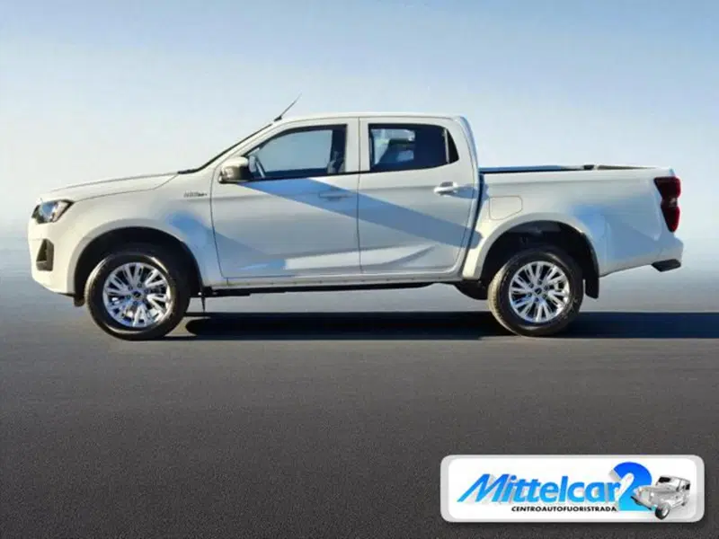 Isuzu D-Max Pick-up nuova a Udine (5)