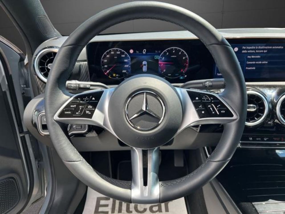 Mercedes-Benz Classe A usata a Milano (9)