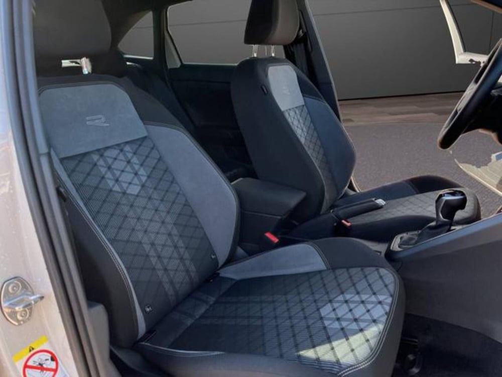 Volkswagen Taigo usata a Milano (10)