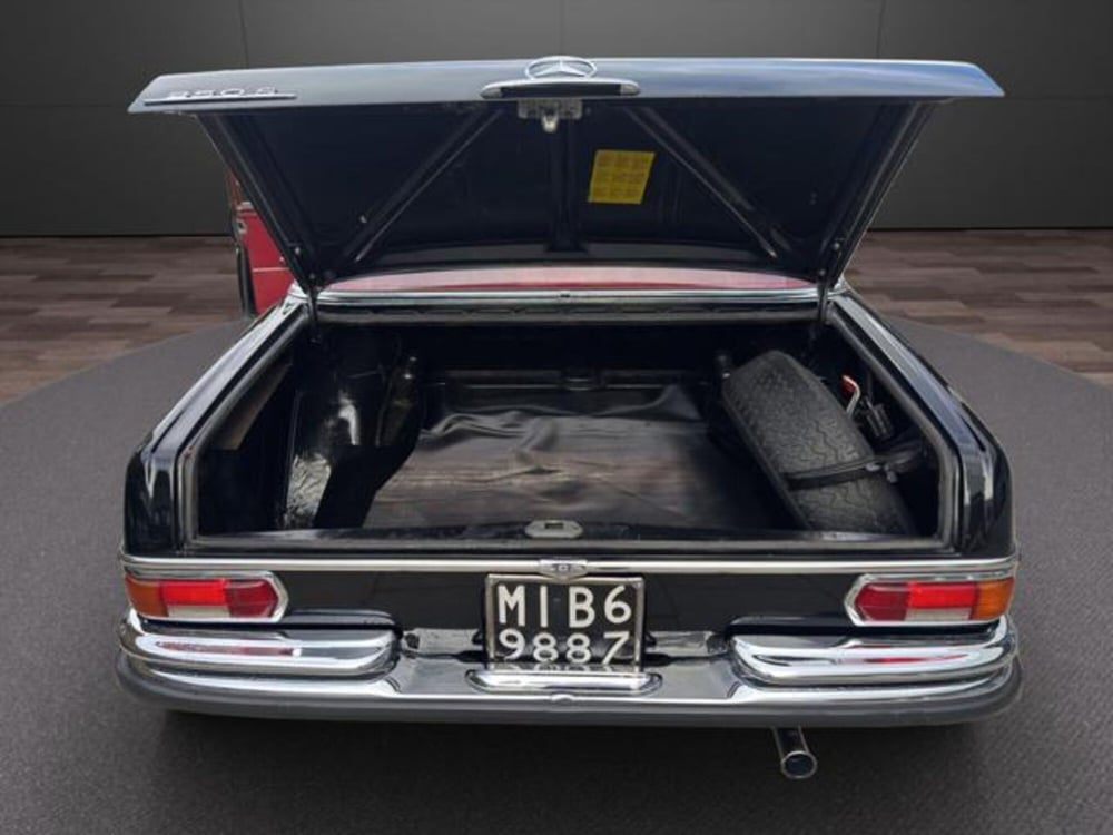 Mercedes-Benz 250 usata a Milano (7)