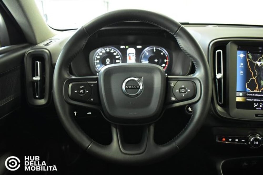 Volvo XC40 usata a Perugia (9)