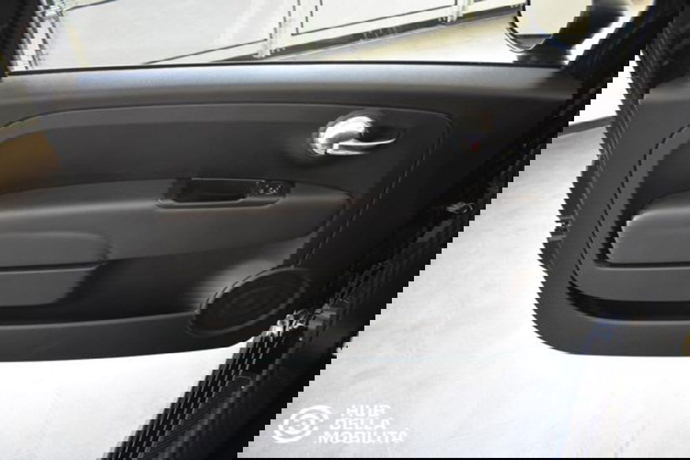 Abarth 595 Cabrio usata a Perugia (10)